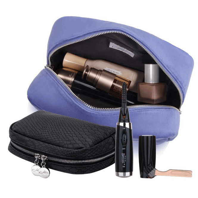 Hovedbilde 🩷 Wow!  Blå toalettmappe med sort sminkepung og eyecurl 