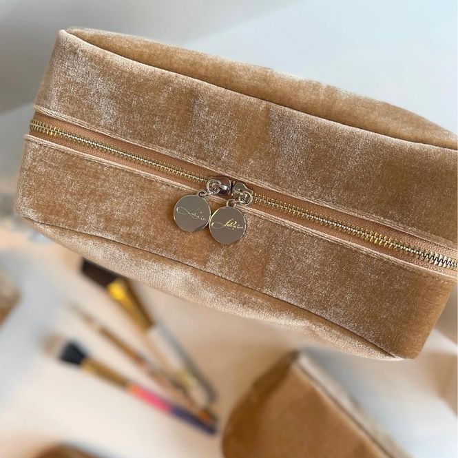 Hovedbilde Toalettmappe - sand velour